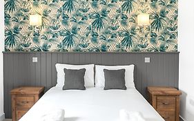 The Redwell Country Inn